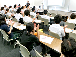 20190801gaikokukatudo_03.jpg