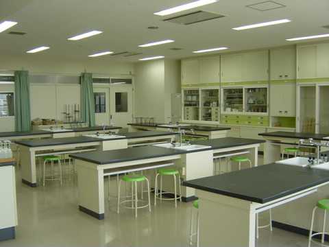 化学教室