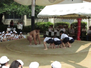 sumo052.JPG