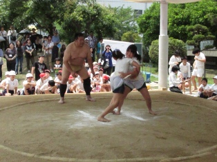 sumo085.JPG