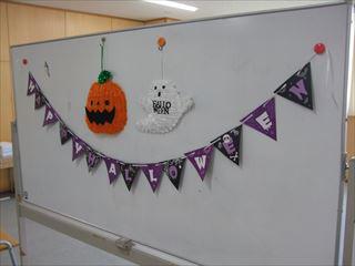 DSCF2439ハロウィン掲示_R.JPG