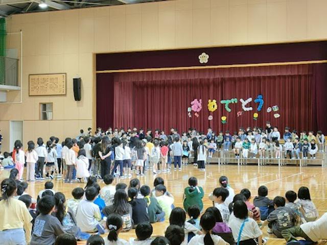 20250425１年生を迎える会.jpg