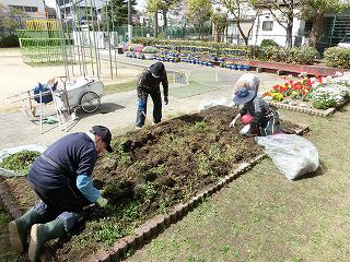 花と緑のボランティア活動①.jpg