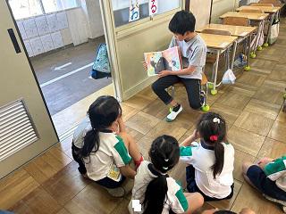 読み聞かせ８.JPG