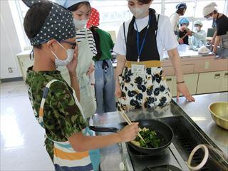 CIMG8012_R.JPG