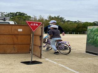 自転車⑤_R.jpg