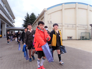 P3196168_R.PNG