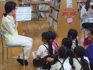 DSCF0787読み聞かせ②_R.JPG