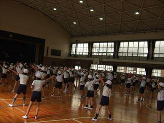 DSCF0811体育大会練習5年_R.JPG