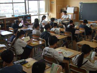 DSCF0694朝の読書_R.JPG