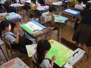 InkedDSCF0906　２年たまごから生まれたせかいをかこう_LI_R.jpg
