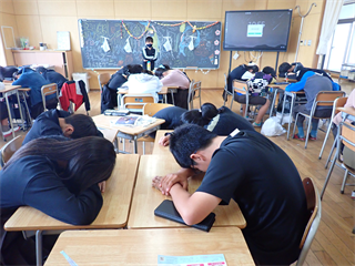 P3246237_R.PNG