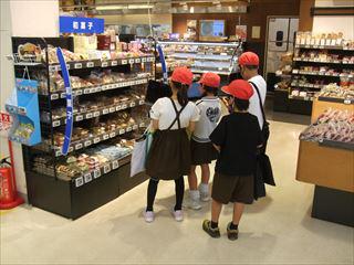 DSCF2337３年校外学習_R.JPG