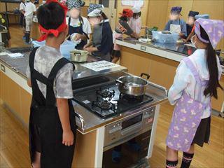 DSCF1344　調理_LI_R.jpg