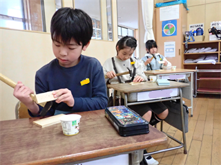 P3116012_R.PNG