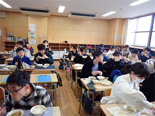 P3176109_R.PNG