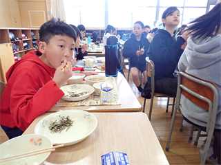 P3176110_R.PNG