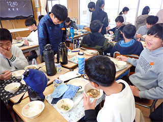 P3176120_R.PNG