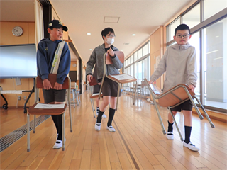 P4036352_R.PNG