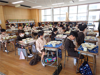 P4106484_R.PNG