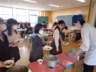 P4106490_R.PNG