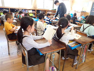 P4146576_R.PNG