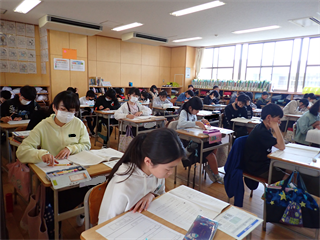 P4176641_R.PNG