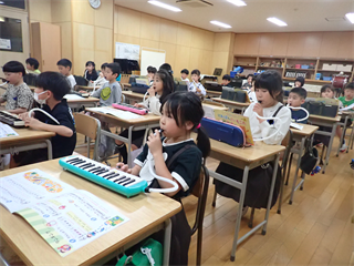 P4286920_R.PNG