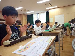 P4286927_R.PNG