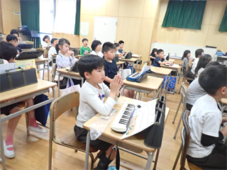 P4286931_R.PNG
