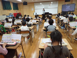 P4286934_R.PNG