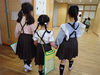 P4306947_R.PNG
