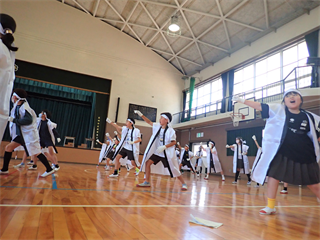 P5147276_R.PNG