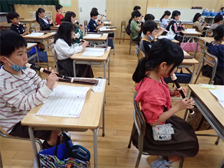 P5211569_R.PNG