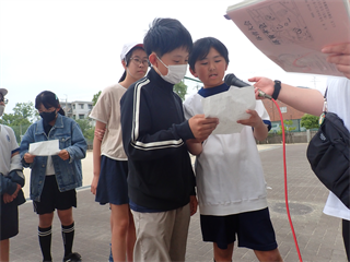 P5237455_R.PNG
