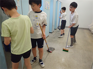 P5237474_R.PNG