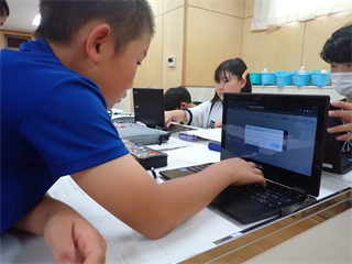 P6097816_R.PNG