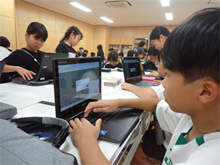 P6097817_R.PNG