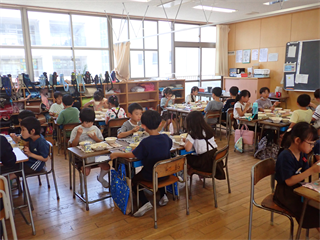 P6122191_R.PNG