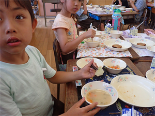 P6122195_R.PNG