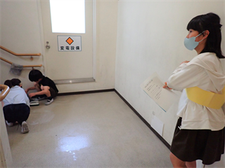 P6127930_R.PNG