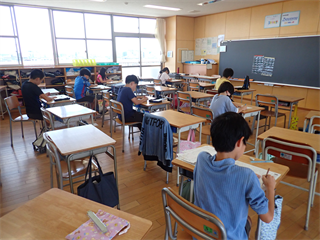 P6132279_R.PNG