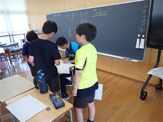 P6132285_R.PNG