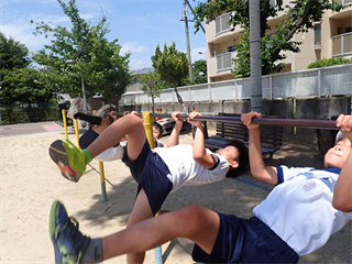 P6188055_R.PNG