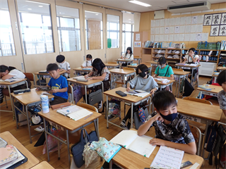 P6192383_R.PNG