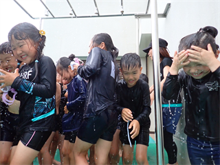 P6238106_R.PNG