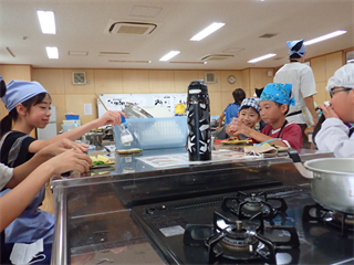 P6248126_R.PNG