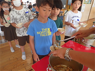 P7028245_R.PNG