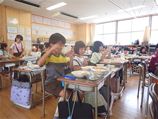 P7028247_R.PNG