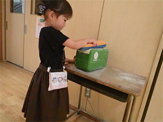 P7098345_R.PNG